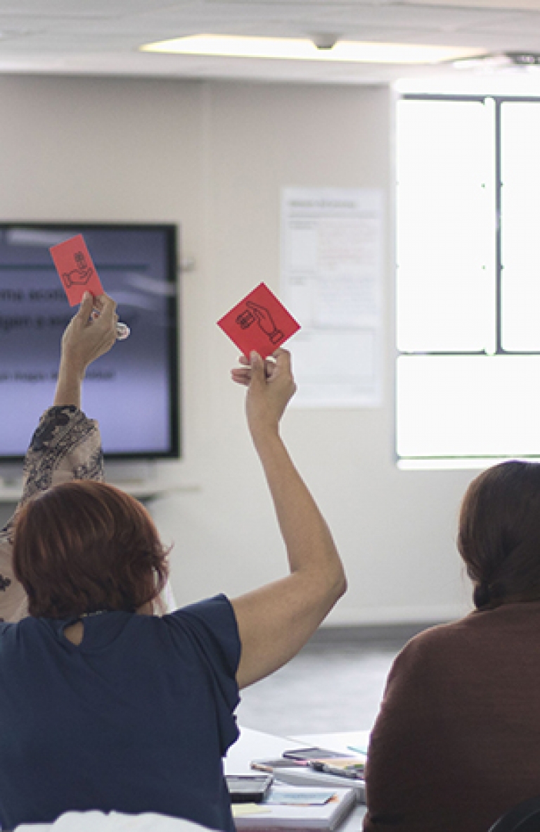 Ciudadanía Inteligente: Fortalecer la democracia a través del diseño y la tecnología