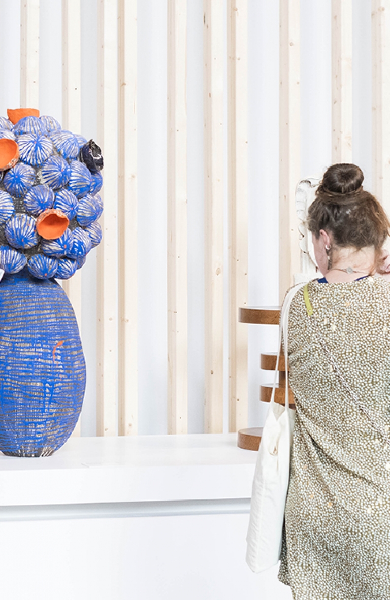 La artesanía chilena contemporánea está presente en la Bienal Révélations de París