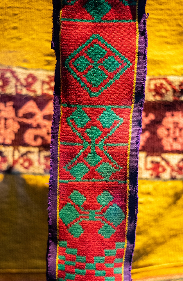 Pilar Alliende y la colección textil del Museo Precolombino: contando la historia del arte mayor de los Andes