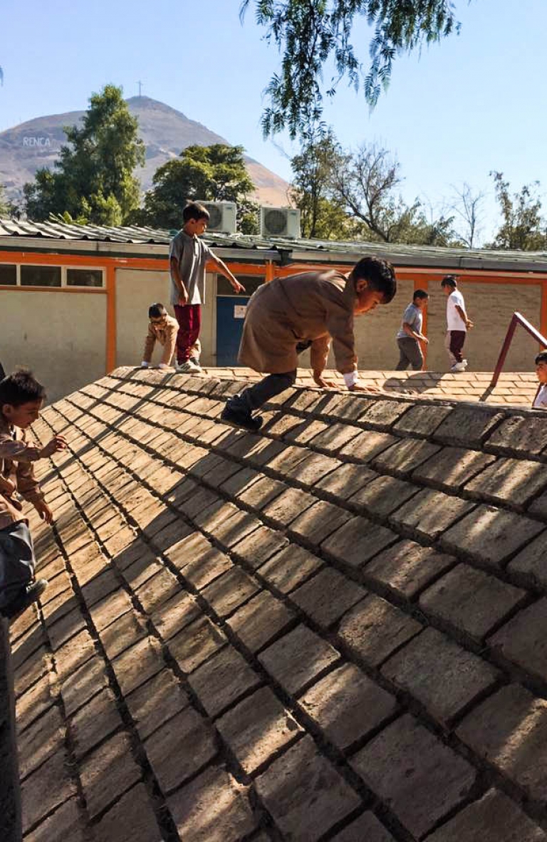 Patio Vivo resignifica los patios escolares a través de la arquitectura y el juego